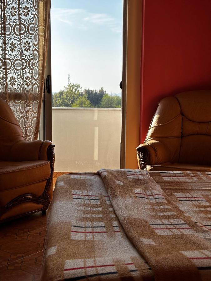 Sunny Riverside Tirana'S Oasis - Breakfast & Dinner Extérieur photo